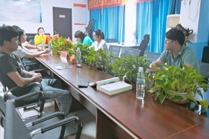 電動(dòng)叉車(chē)廠家聊聊企業(yè)文化的重要性