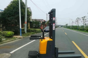 電動堆高車的直流電動機(jī)有哪些常見故障？